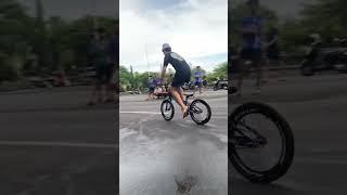 BALAPAN SEPEDA ONTHEL - ROAD BIKE ONTHEL #shorts #balaponthelsurabaya #sepeda #balapliar #bmx