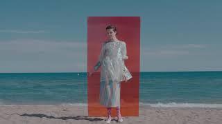 Gliding Through Transparency