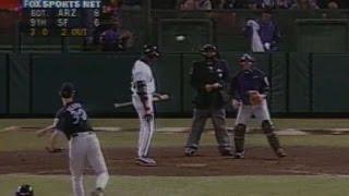 D-backs walk Bonds with the bases loaded