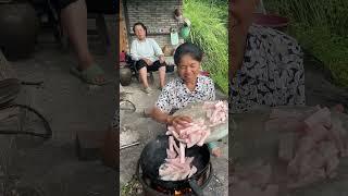 The Man Protects The Woman and Fights The Gangster!#drama #funny #comedy