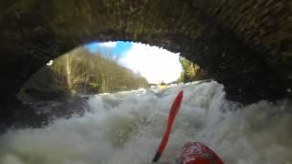 Kayaking Backbarrow - river Leven - playboat BEATER!