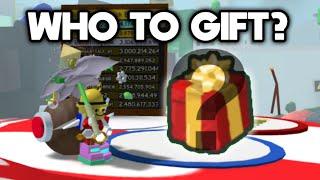 What NPC Should You Gift Your First Present to? ( Bee Swarm Simulator)