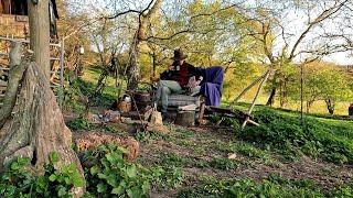An Alternative Life - Living Outdoors.