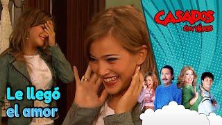 ¡Paola está enamorada! | Temporada 2 | Casados con Hijos