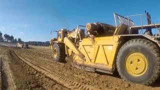 Two Wabco 333fts working in NZ, 4 buzzen dozen