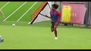 Joshua Zirkzee amazing goal in training