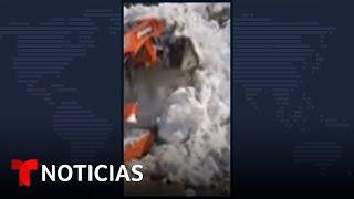 Reparten costales de arena en California ante inundaciones #Shorts | Noticias Telemundo