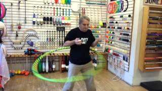 Dubé Juggling Presents: Tony Duncan Bounce Juggles while Hooping