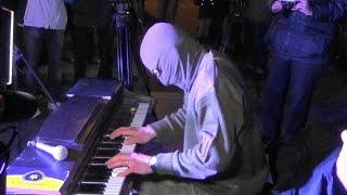 Piano Extremist: Ludovico Einaudi - Nuvole bianche