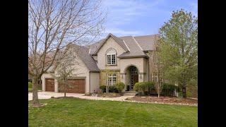 11163 S Glenview Ln, Olathe, KS