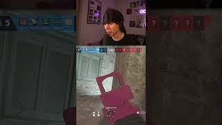 Ooziie Trolling Pineapple