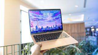 M1 MacBook Air in 2025 ~ Still Worth It? | Apple Intelligence, Battery & Performance