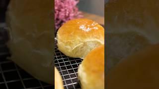 This dough drove everyone crazy!!!!Recipe for professional cloud foam buns!