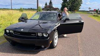 My Girlfriend Learns To Drive My Manual Dodge Challenger SRT8!