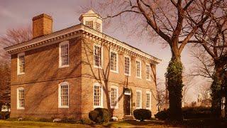 What Did a Modern House Look Like in the Early 1700s?