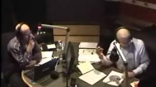 Fumble Fingers Bruce Mansfield loses pen again on 3AW Nightline  - Tues 231012