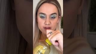 ALWAYS LOCK YOUR BATHROOM DOOR SCARY MAKEUP STORYTIME SPOOKY MAKEUP STORY HEIDI WONG