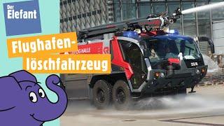 Wie löscht die Flughafenfeuerwehr das Feuer, wenn ein Flugzeug brennt? | Der Elefant | WDR