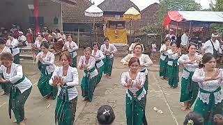 tarian rejang sari pkk br.selat desa siangan gianyar#gianyar #tradisibali #taribali