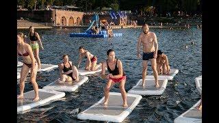 „Floatfit“ in Hamburg: MOPO-Redakteurin testet den neuen Trendsport auf dem Wasser