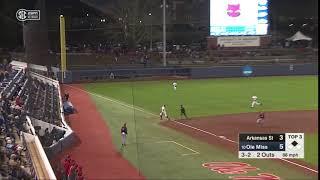 Tyler Keenan's over-the-shoulder grab against Arkansas State