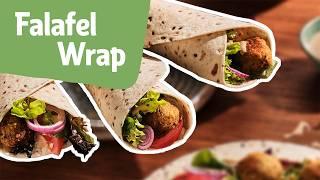 Falafel-Wraps: Rezept für vegane Wraps mit frischem Salat & Sesamsoße  | REWE Deine Küche