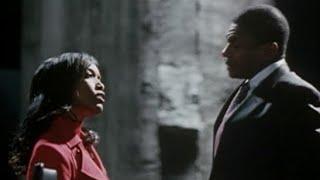 Angela Bassett in Mr. & Mrs. Smith (Deleted Scenes) - Mother and Father Featurette (2005)