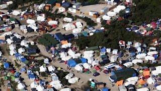 Conditions Deteriorate at Migrant 'Jungle' in Calais