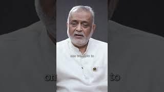 Daaji Reveals His Political Stand!