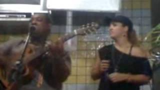 Adriana Kelly  e Gilson