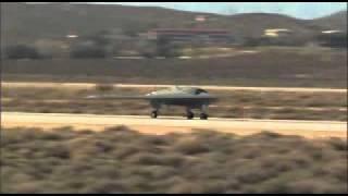 Northrop Grumman X-47B UCAS-D first flight (longer)