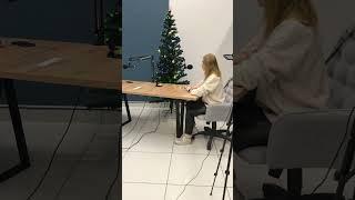 Иванова Юлия. Юрист обожающий кофе  https://www.youtube.com/watch?v=VsnkontbKbc