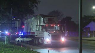 1 killed in crash involving 18-wheeler in west Houston, HPD says