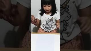 3 tahun lalu, bermain sulap dengan @Ayumagamingchannel #sulap #shorts #magic #daughter #funny