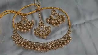 Kundan Style  Gold Choker Set With Earings and Tikka /perfect for any occasion/Asian Jewellery Sets