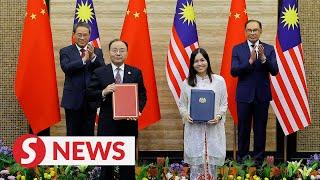 Fourteen MOUs/MOAs exchanged between M'sia and China