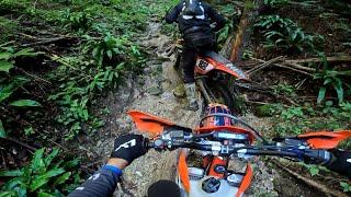 ENDURO: LETS RIDE WITH FRIENDS