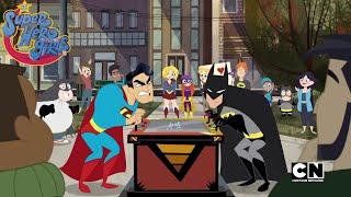 Batman Vs Superman -  Dawn of Arcade Games | Episode #WorldsFinest | DC Super Hero Girls | Season 02
