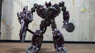 transformers dark of the Moon Voyager class shockwave