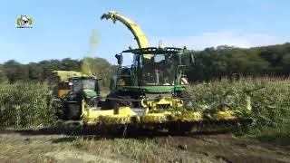 Maïshakselen met John Deere 8600i