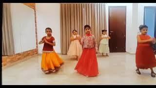 AAJ GALI GALI AVADH SAJAYENGE/DANCE STEPS/CHOREOGRAPHED BY RENU DIWALI SPECIAL🪔🪔#diwalispecial