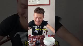 50萬翡翠手鐲，表妹不敢出手蛋總幫忙