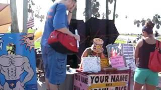 AMERICAS TALLEST MAN GIANT IGOR GETS NAME ON RICE VENICE BEACH CALIF 2008