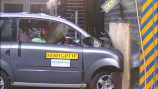 MICROCAR CRASH TEST GARAGE BAILLY