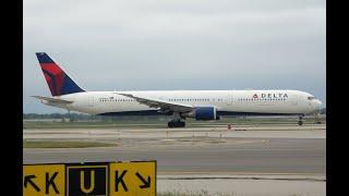 Delta 767-400 take off, DTW