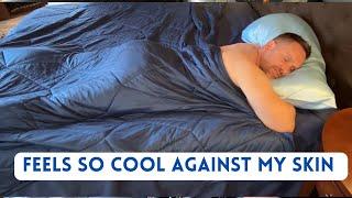 Great cooling blanket/comforter for the summer!