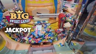 Arcade Claw Machines And Big SweetLand Candy Pusher Jackpots Galore!!!