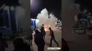 “Toshkent shahridagi “Samarqand darvoza” savdo majmuasi oldida oʻt oʻchirish moslamasini yoqishdi