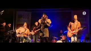 Elisabeth Hope - Addicted to you live @het glazen huis in Emmen 17-12-2022.