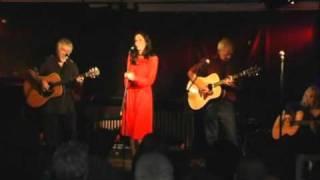 500 miles - Maya Johanna Menachem with Shay Tochner and Friends (live)